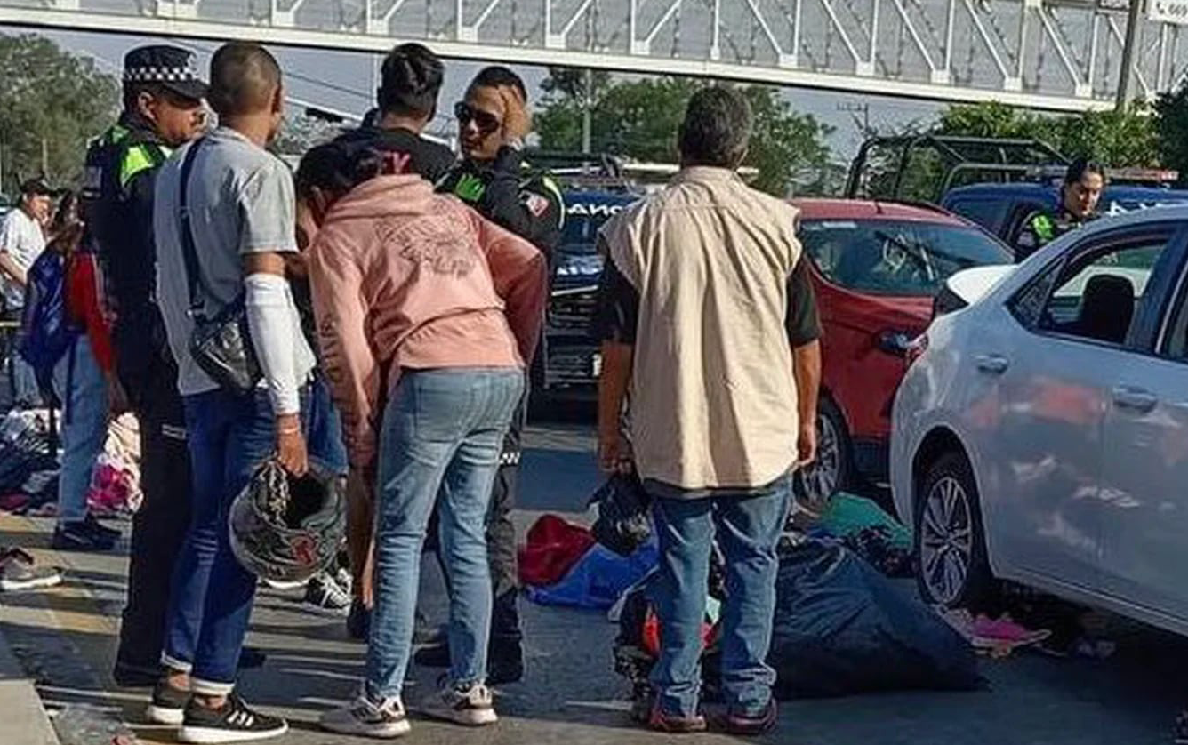 Atropellan a personas en tianguis de Tonalá